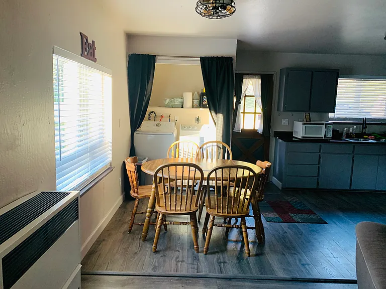 22941 Hudson Rd #B — Photo 4
