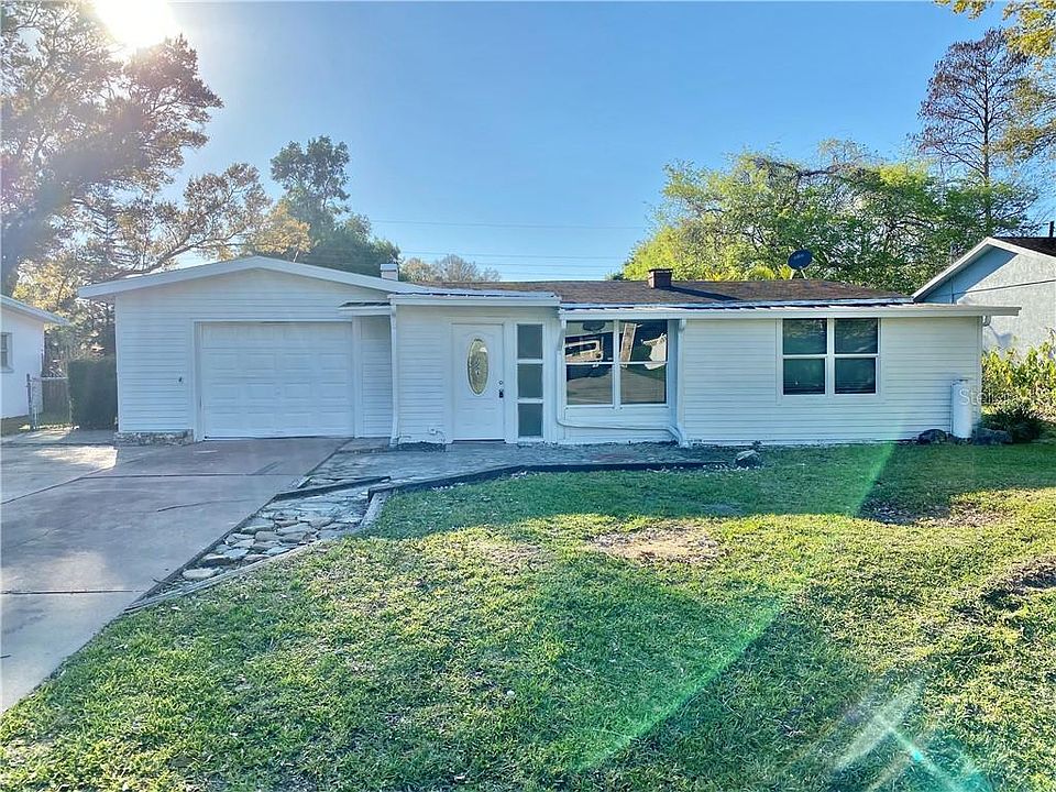 1st image of 1752 Lucas Dr