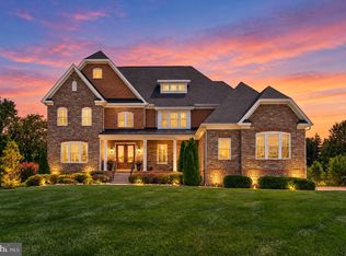 700 Walton Ct, Moorestown, NJ 08057