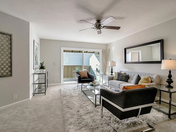 5th image of 2201 Monroe St APT 1202