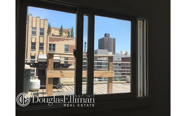 Rented by Douglas Elliman | media 14