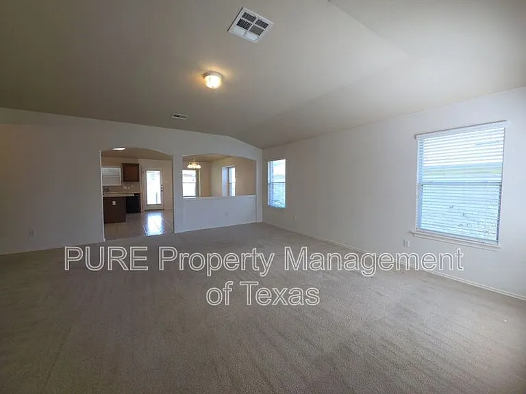 2609 Butler Way — Photo 8