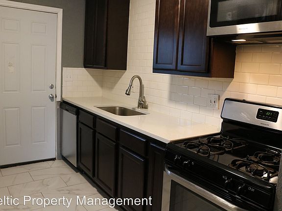 2nd image of 4303 Pearl St APT 2