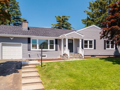 7 Locust Street, Trumbull, CT, 06611