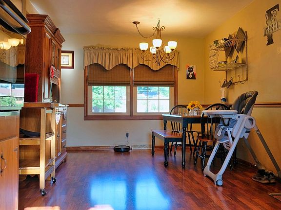 4th image of 2809 Aldersgate