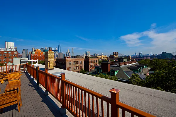 Rented by Bold New York | media 21