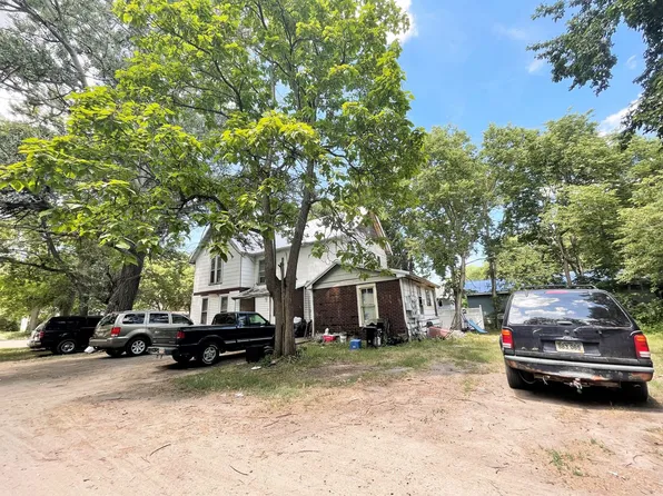 408 S Duff, 408 S Duff St #B, Mitchell, SD 57301