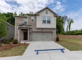 2098 Nuthatch Dr, Hoschton, GA 30548
