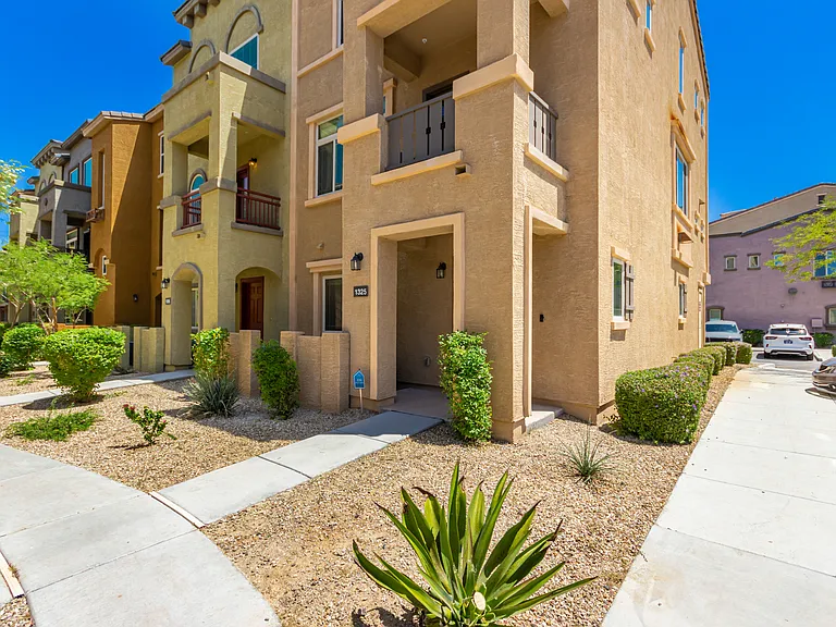 2150 W Alameda Rd #1325 — Photo 3