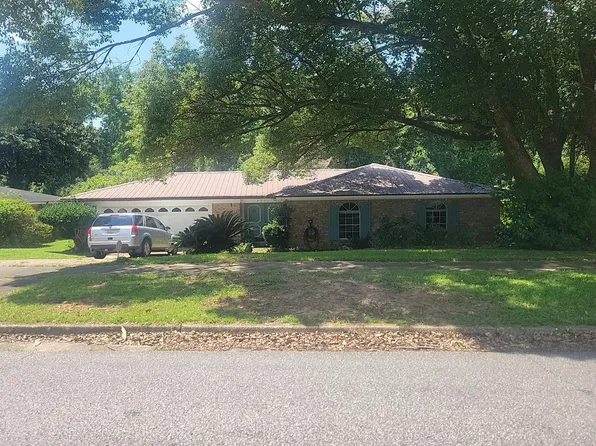 5501 Spring Dr, Mobile, AL 36693