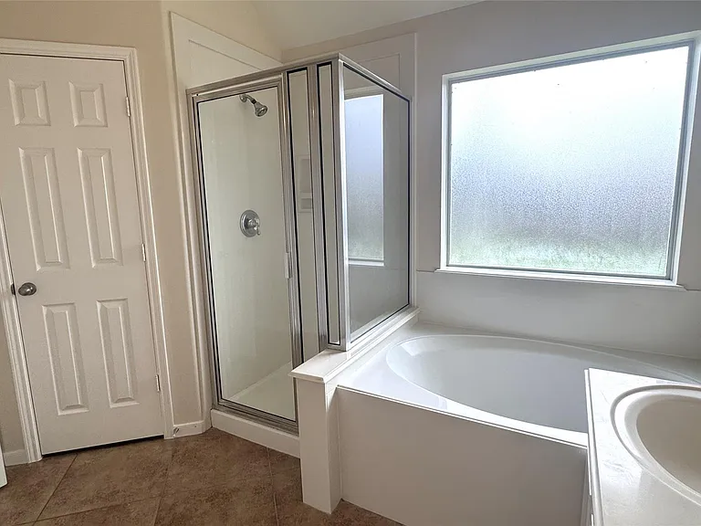 24926 Ranch Lake Ct — Photo 20
