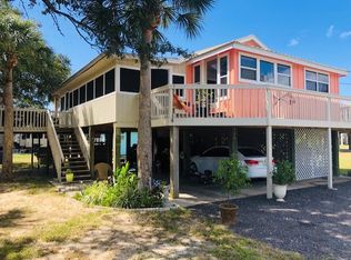 120 7th Ave E, Horseshoe Beach, FL 32648