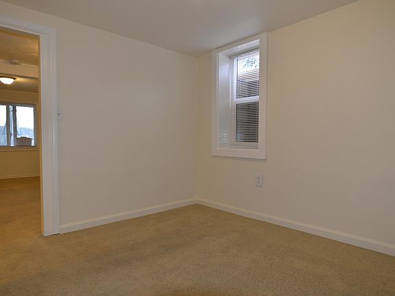 5th image of 6441 NE 181st St E #1