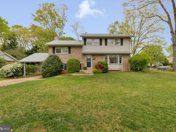 4200 Sandhurst Ct, Annandale, VA 22003