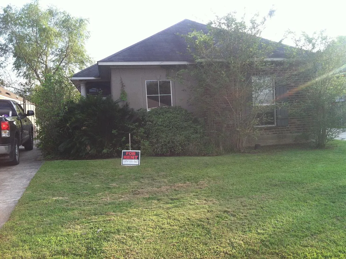 3 bed, 1418 sqft, $1,895 — Photo 4