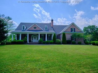 2155 Bellwood Dr, Saint Albans, WV 25177
