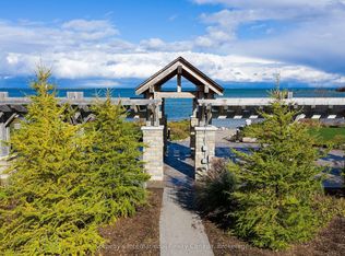 2 Cove Ct #108, Collingwood, ON L9Y 0Y6