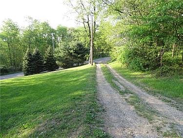2nd image of 1871 Bigger Rd