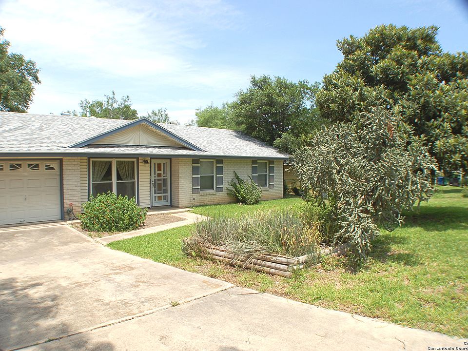1st image of 6411 FLINT ROCK DR