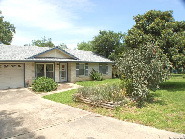 6411 FLINT ROCK DR, San Antonio, TX 78238