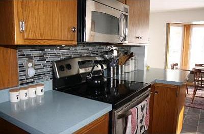 1st image of 1668 Louise Ave