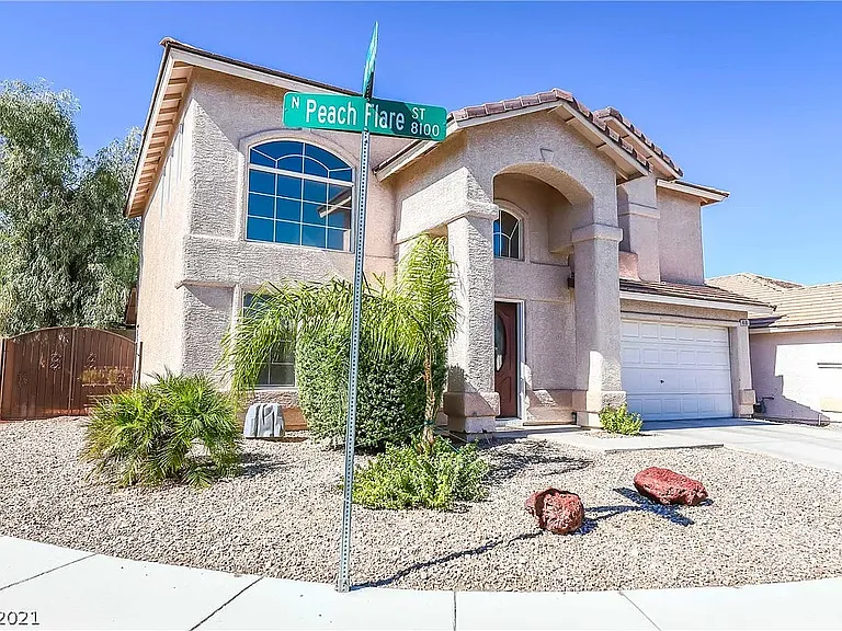 8101 Peach Flare St — Photo 3