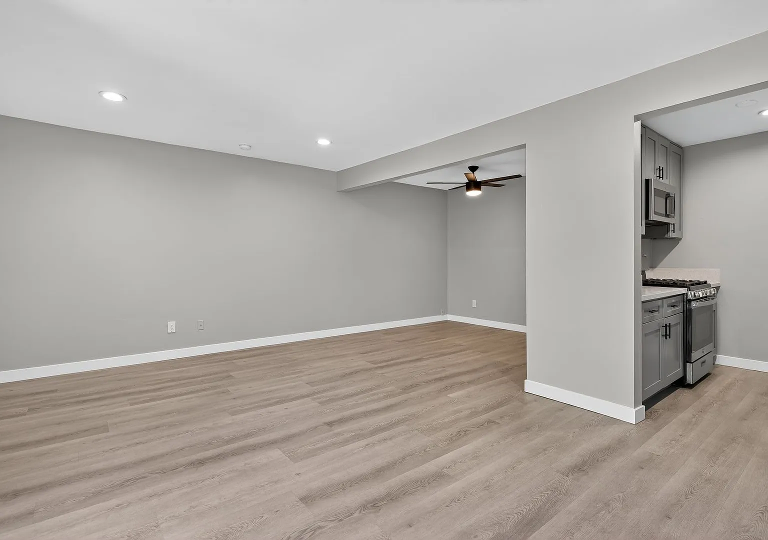 2300 East Commonwealth Avenue — Photo 2