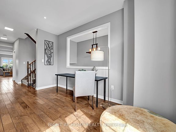 5th image of 40 Ridge Gate Cres