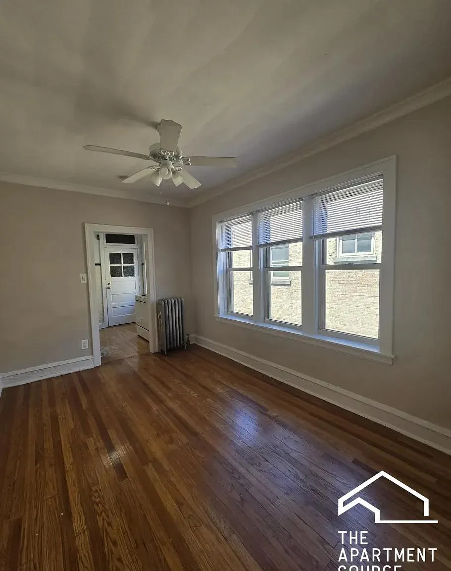 5618 North Kimball Avenue #3A — Photo 2