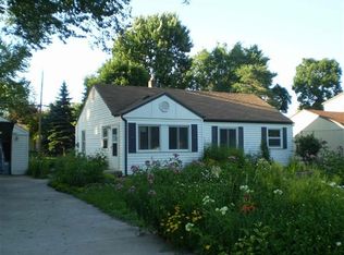 33530 Stocker St, Farmington Hills, MI