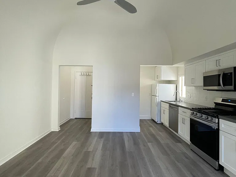 333 Lenox Ave #4 — Photo 9