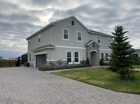 17708 Sawgrass Run, Tavares, FL