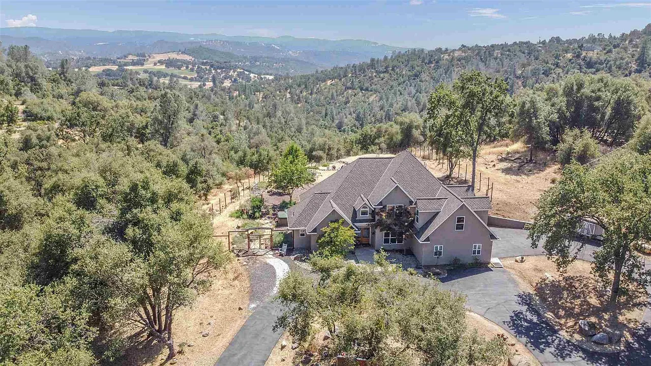 18051 Yosemite Rd photo 1