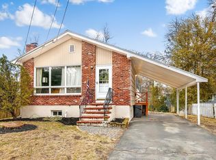 7 Starbird St, Melrose, MA 02176