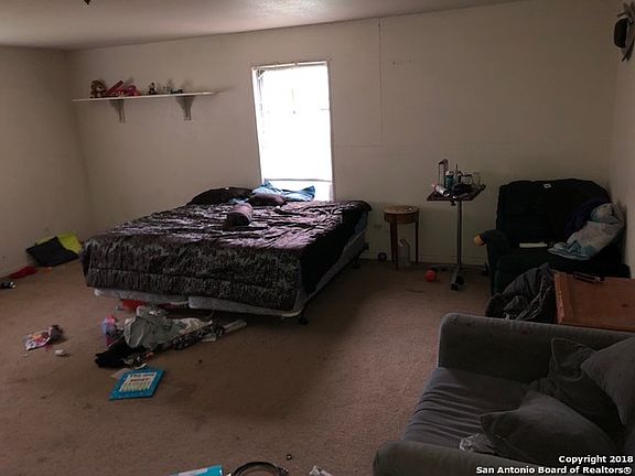 4th image of 6527 Buena Vista St