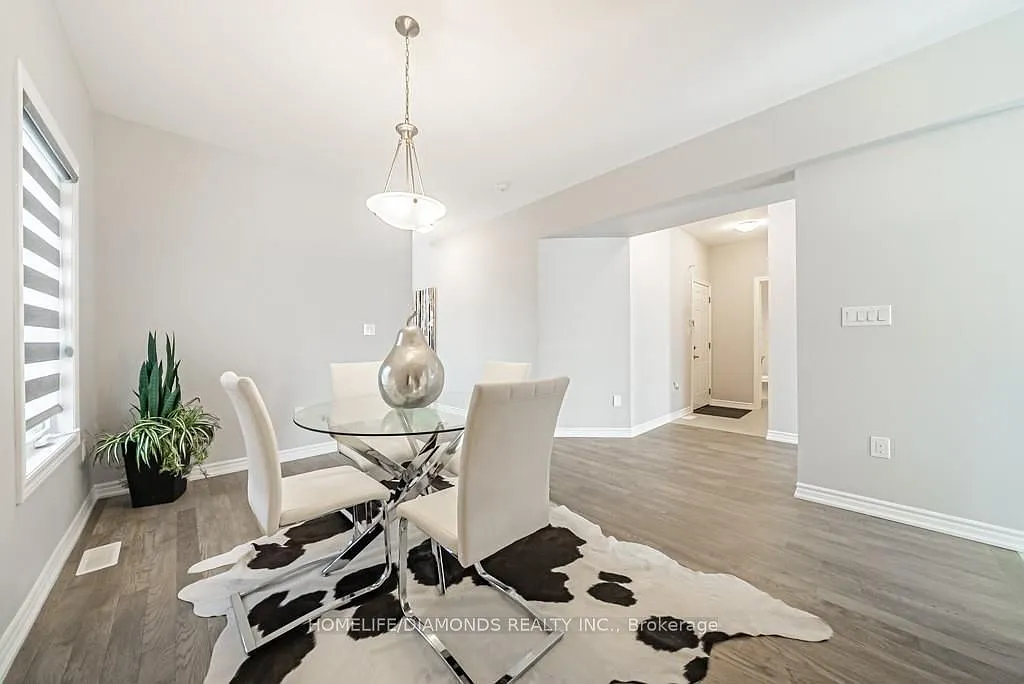 4 bed, $2,800 — Photo 4