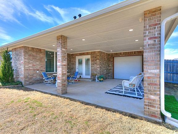 2nd image of 4525 Red Bird Rd