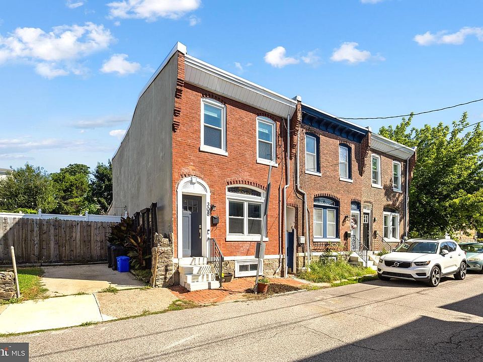 1st image of 308 Cotton St