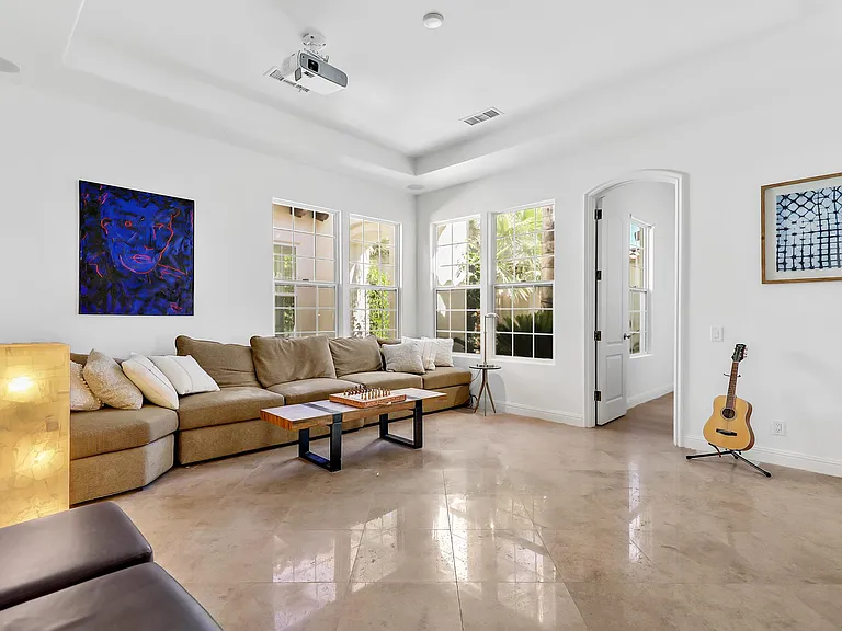 51075 Marbella Ct — Photo 43