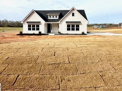 23 Henderson Rd, Gray Court, SC, 29645