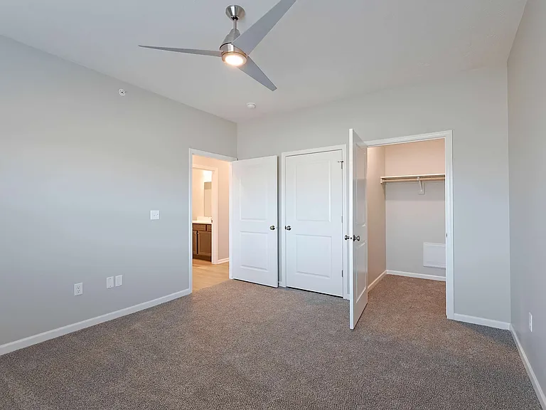 Trailview Apartments at Pioneers Park — Photo 52