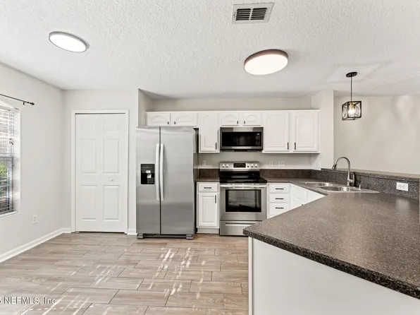 1605 VINELAND Circle #B, Fleming Island, FL 32003