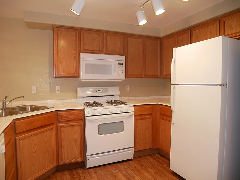 9303 Gilcrease Ave #1172 — Photo 8