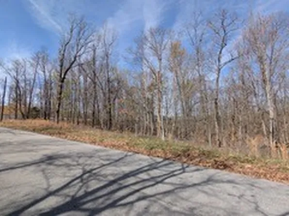 4 Devonshire Ln, Bella Vista, AR 72715