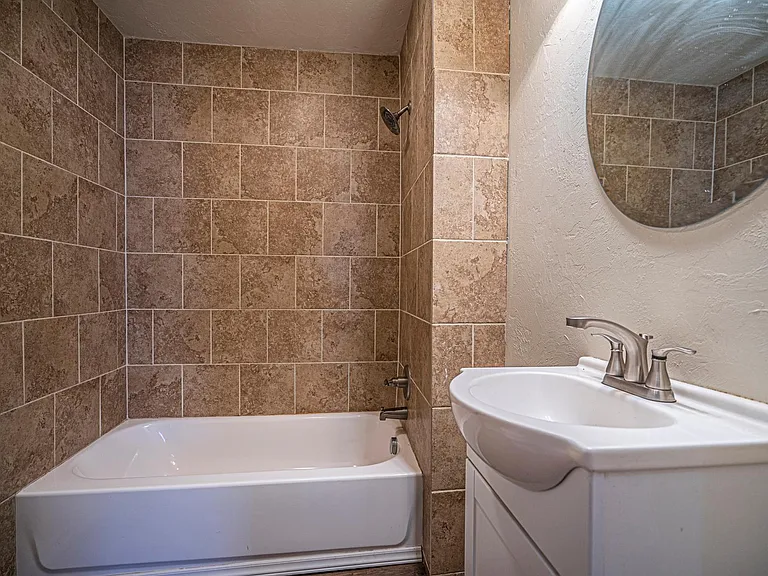 521 Park Pl — Photo 19