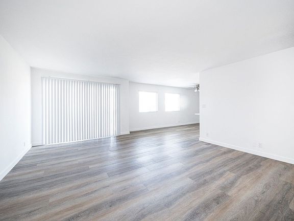 2nd image of 1641 Veteran Ave #7905