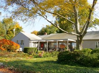 185 Lakeside Dr, Bridgewater, MA 02324