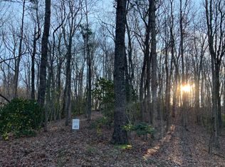 40 High Meadows Dr, Morganton, GA 30560