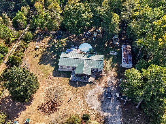 3rd image of 2150 Centennial Rd