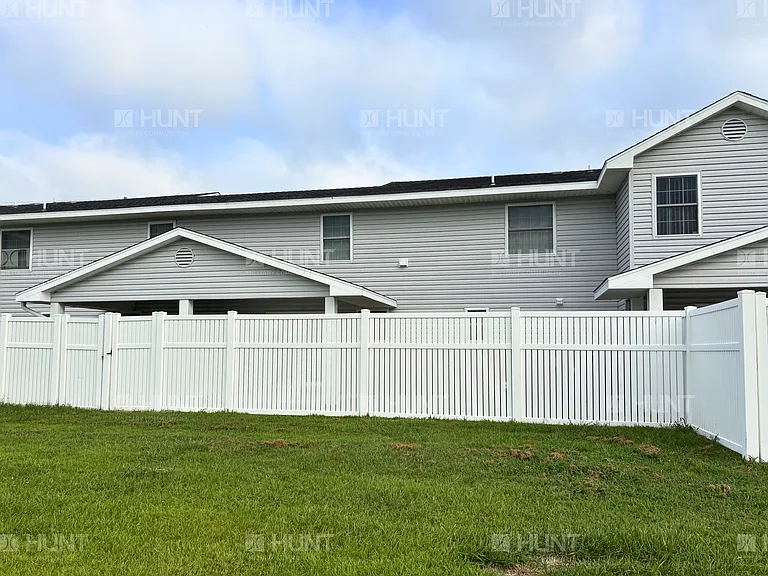 556 Fern Ln — Photo 3